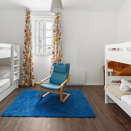 Dom wakacyjny Maison Caron Jardin, Spacieuse Et Familiale *