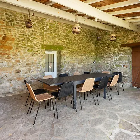 Maison Caron Jardin, Spacieuse Et Familiale